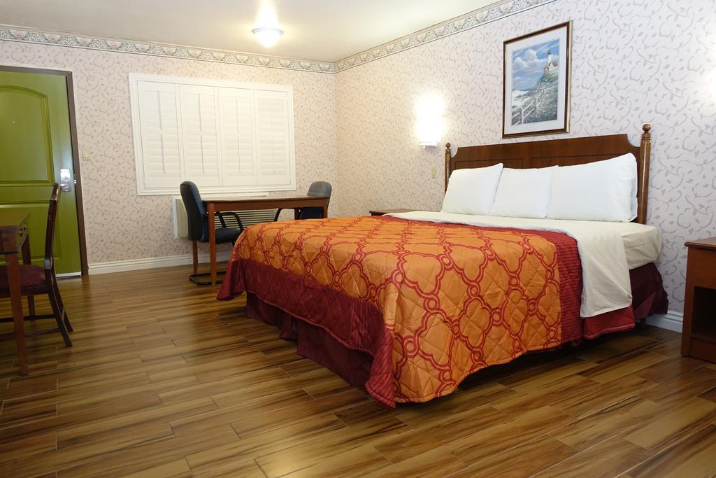Motel Tropic 2*
