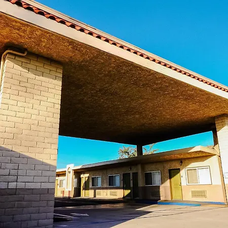 Motel Tropic 2*