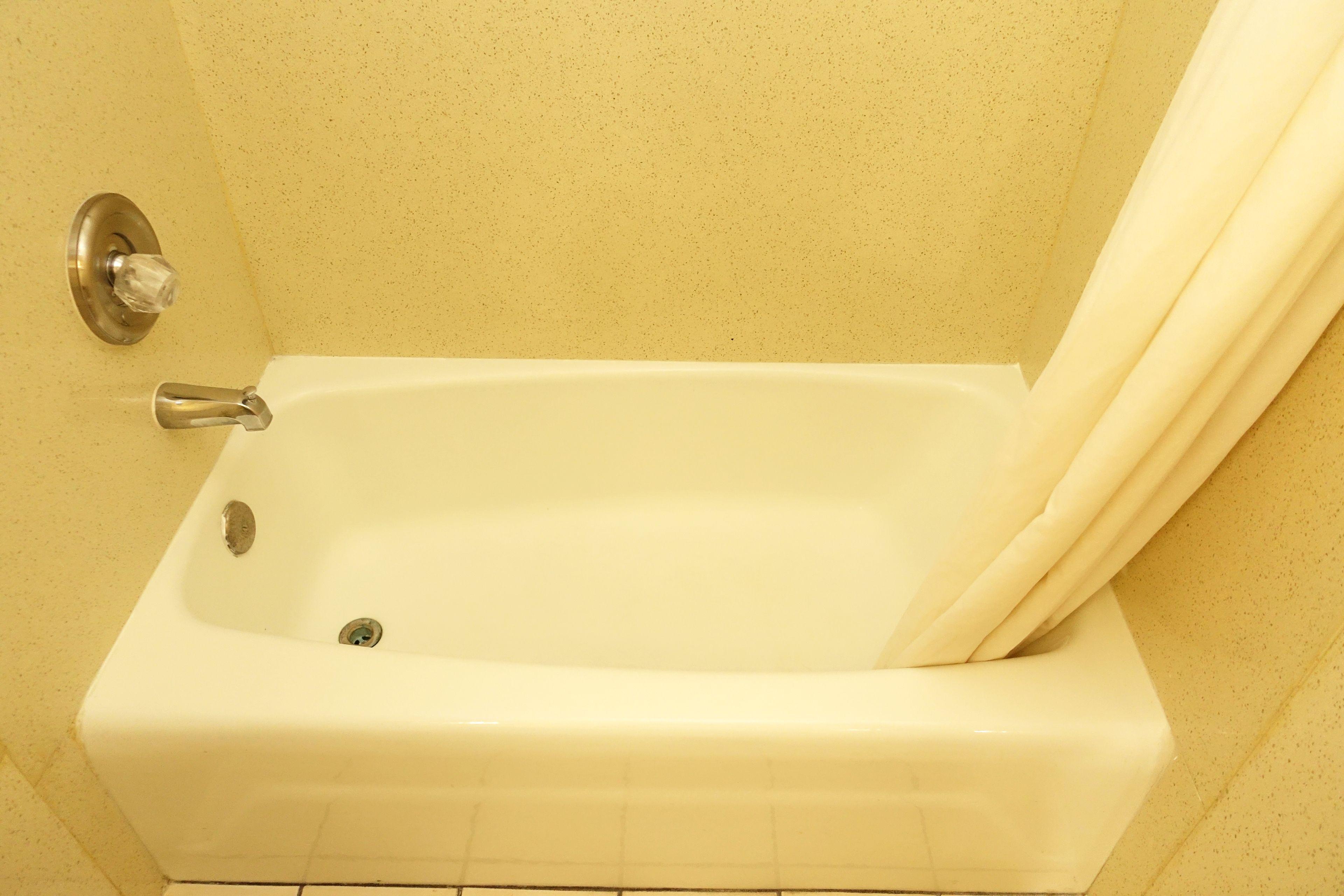 Tropic 2* Garden Grove